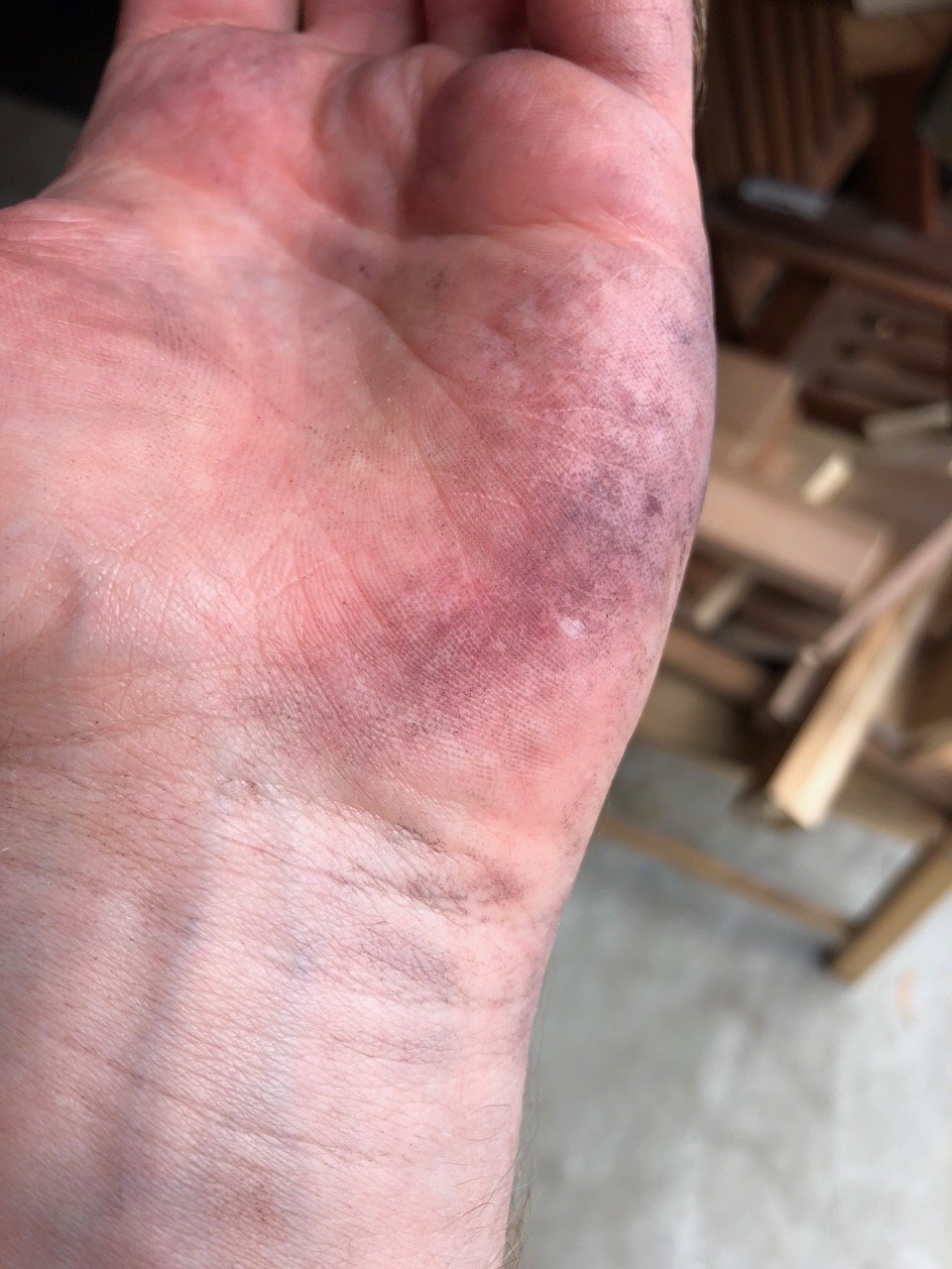 Plane stain hand