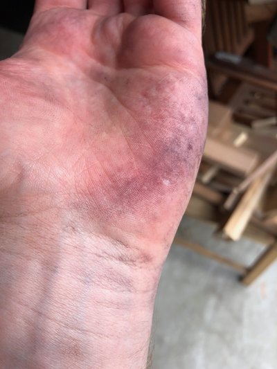 Plane stain hand