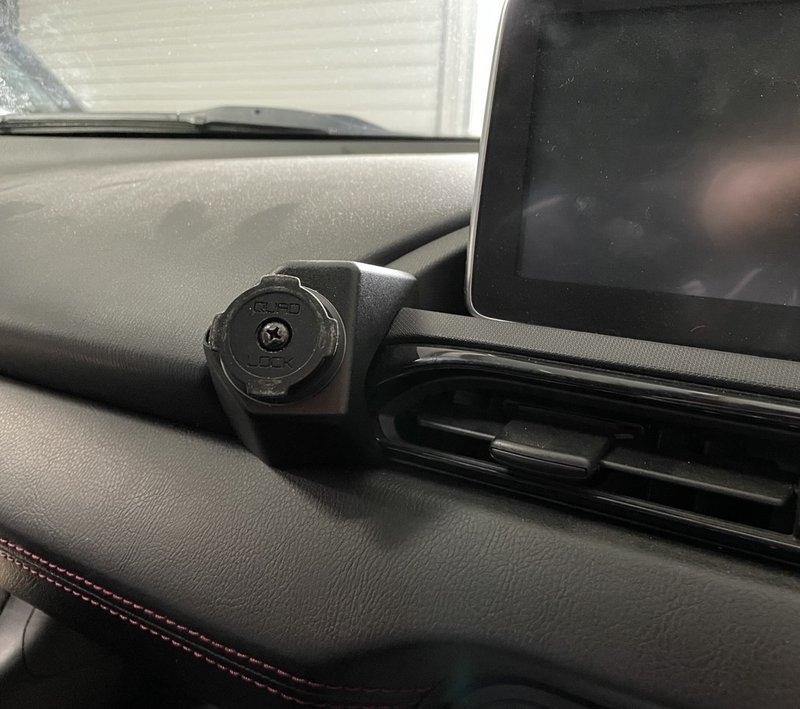 MX5 ND phone mount 2
